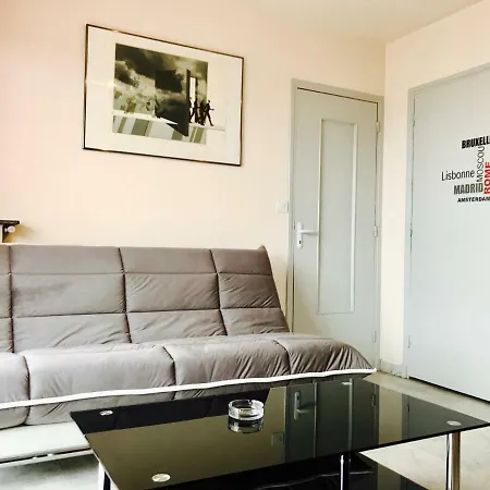 شقة Deux Pieces Derniere Etage Avec Terrasse أنتيب