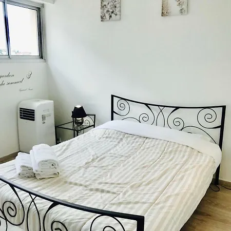 Deux Pieces Derniere Etage Avec Terrasse *